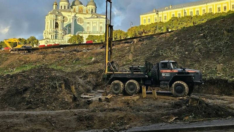 Провести полноценные раскопки на данный момент сочли невозможным в связи с противоаварийными работами