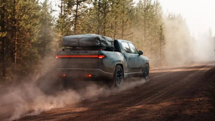 Rivian начнёт масштабные поставки электромобилей только весной 2022 года
