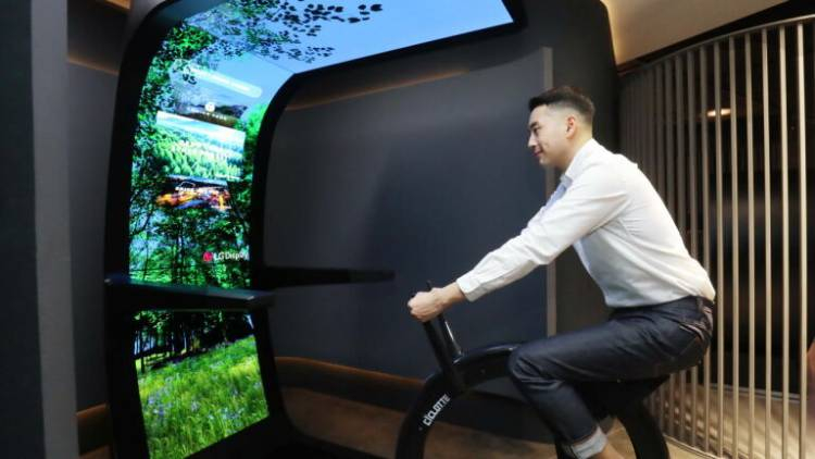 LG Display покажет на CES 2022 концепты систем для занятий спортом и отдыха с изогнутыми OLED-экранами
