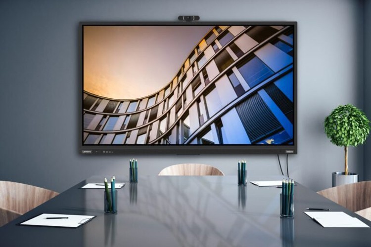 Lenovo представила гигантские смарт-мониторы для конференций и совместной работы