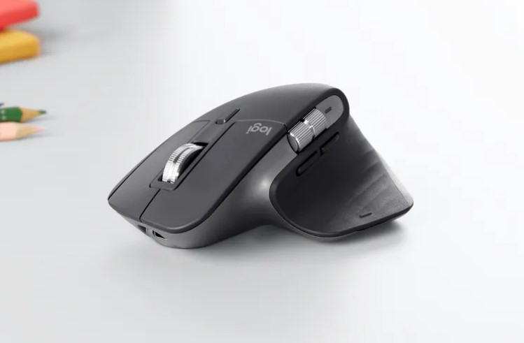 Logitech представила протокол Bolt для безопасного беспроводного подключения периферии, но пока он сырой