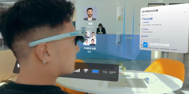 Alibaba представила рабочие инструменты DingTalk для смарт-очков