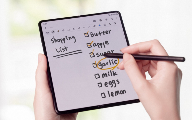 Samsung сократила планы по продажам гибких смартфонов на 2023 год