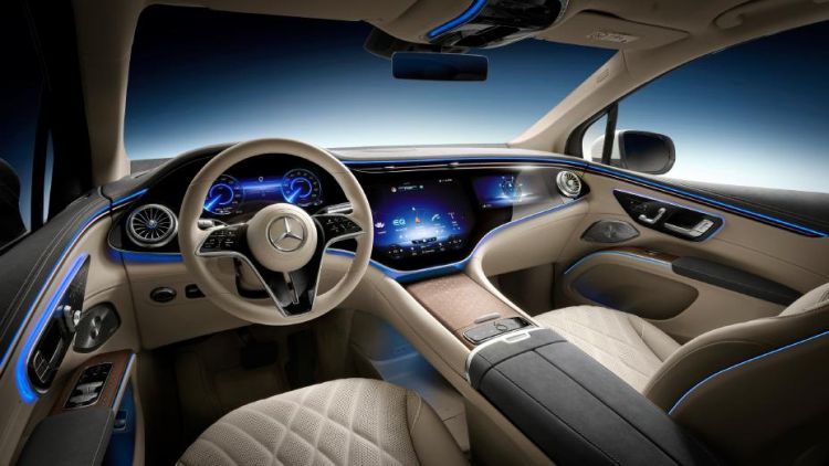 Новейшие трудности не заставят Mercedes-Benz снизить объём инвестиций в электрификацию