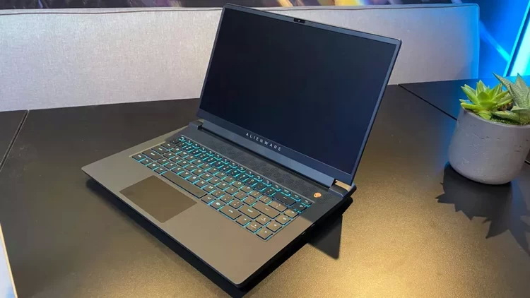 Dell и Alienware представили игровые ноутбуки и настольный ПК на базе новейших процессоров AMD