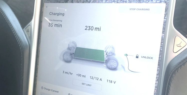Tesla начнёт учитывать атмосферные явления при расчёте запаса хода электромобилей