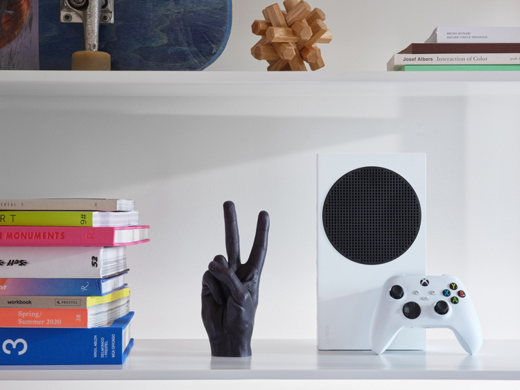 Продажи Xbox всех поколений в Японии составили 2,3 млн консолей за 20 лет, самая популярная игра — Dead or Alive 3