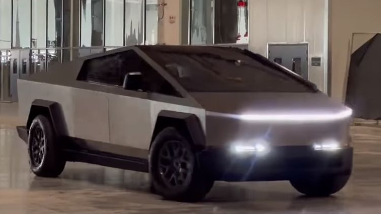 Tesla продемонстрировала способность пикапа Cybertruck подруливать задними колёсами