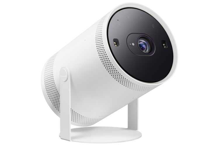 Компактный проектор с функциями умной колонки Samsung The Freestyle поступил в продажу в России за 80 тыс. рублей