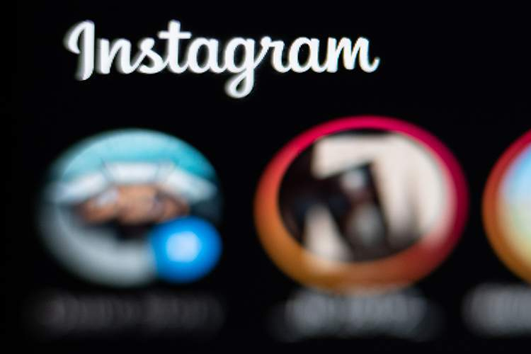 Пользователи Instagram теперь могут лайкать Stories, не отправляя при этом личное сообщение автору