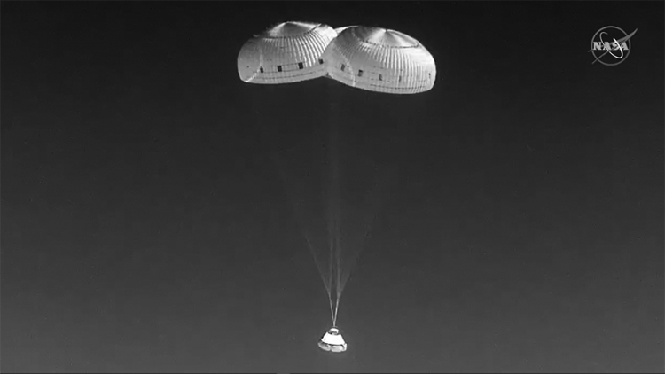 Корабль Boeing Starliner успешно вернулся на Землю после тестового полёта на МКС — он приземлился в Нью-Мексико