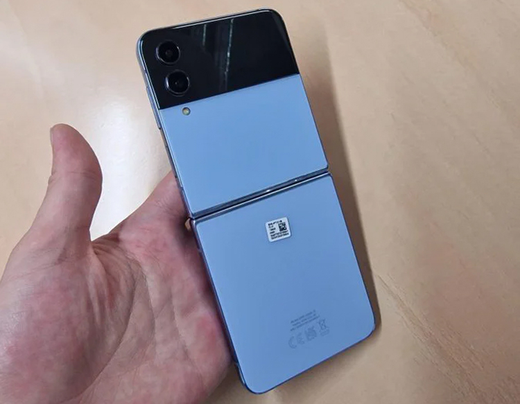 Смартфоны Samsung Galaxy Z Fold 4 и Galaxy Z Flip 4 предстали на «живых» снимках