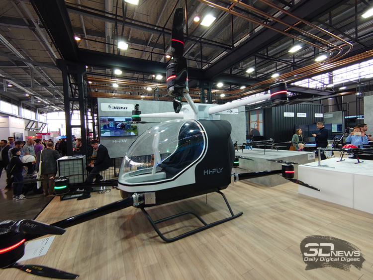 На выставке «Иннопром-2022» представили российский беспилотник Hi-Fly S700 для доставки грузов и людей