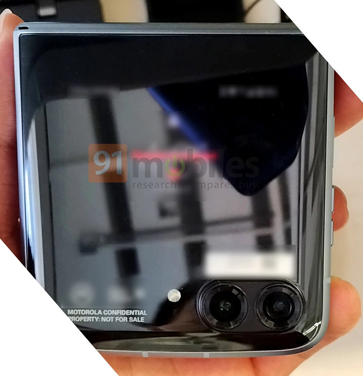 Раскладушка с гибким экраном Motorola RAZR 3 показалась на фото с обновлённым дизайном