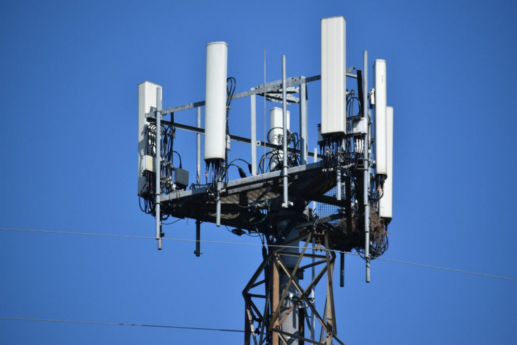 Tele2 внезапно повысил цену безлимитных тарифных планов почти на 70 %