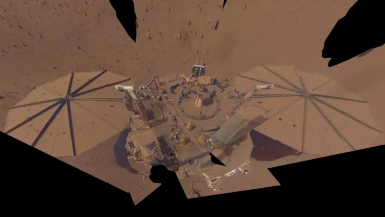 NASA опубликовало финальное селфи марсианского зонда InSight — он скоро уйдёт на покой