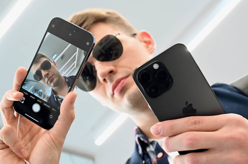 Bloomberg: в новом iPhone SE будет поддержка Apple Intelligence