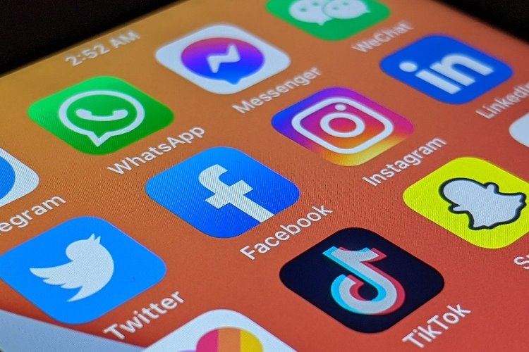 Meta прокомментировала ограничения работы Facebook в России