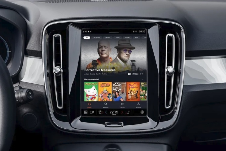 Google оптимизировала Android Auto для использования с любыми автомобильными экранами