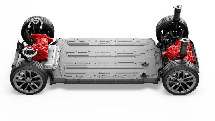 Илон Маск пообещал подумать о снижении цен на Tesla, если стоимость сырья перестанет расти