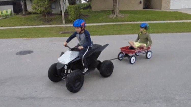 Детские квадроциклы Tesla Cyberquad раскупают как горячие пирожки — очередная партия разошлась менее чем за день