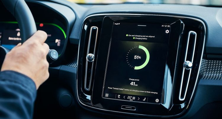 Электромобили Volvo смогут испытать беспроводную зарядку мощностью более 40 кВт