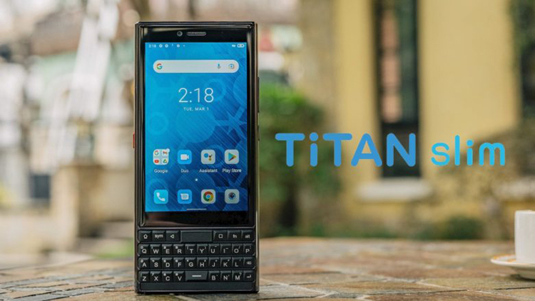 На Kickstarter появился смартфон в стиле BlackBerry с физической QWERTY-клавиатурой и Android