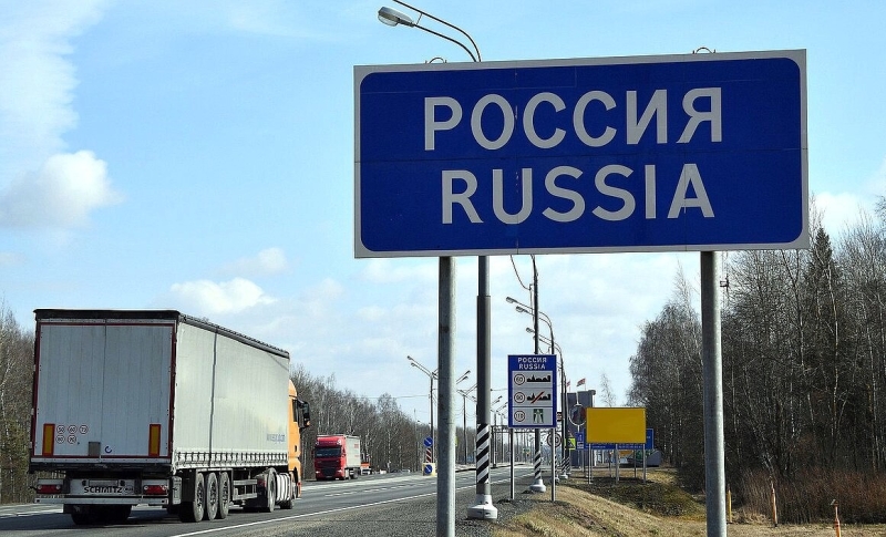 Дефицит программистов и инженеров в России искоренят завозом иностранных ИТ-шников. Власти радикально упрощают им получение вида на жительство