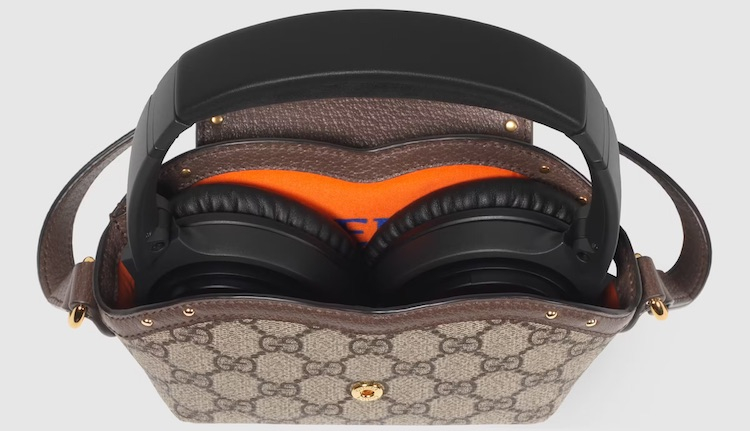 Gucci представил чехол для AirPods Max, который стоит почти вдвое больше самих наушников