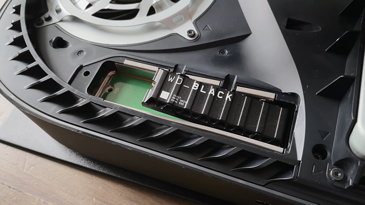 PlayStation 5 получила поддержку дополнительных SSD и ряд улучшений