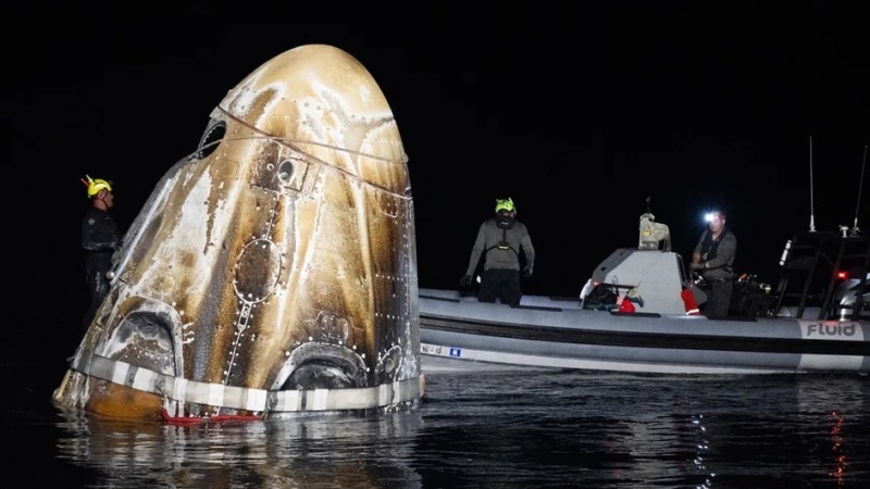 Экипаж миссии Crew-8 вернулся с МКС — один из астронавтов попал в больницу