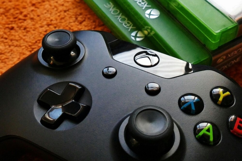 Европа запретит поставки в Россию игровых приставок Xbox и PlayStation. Их приспособили для управления БПЛА