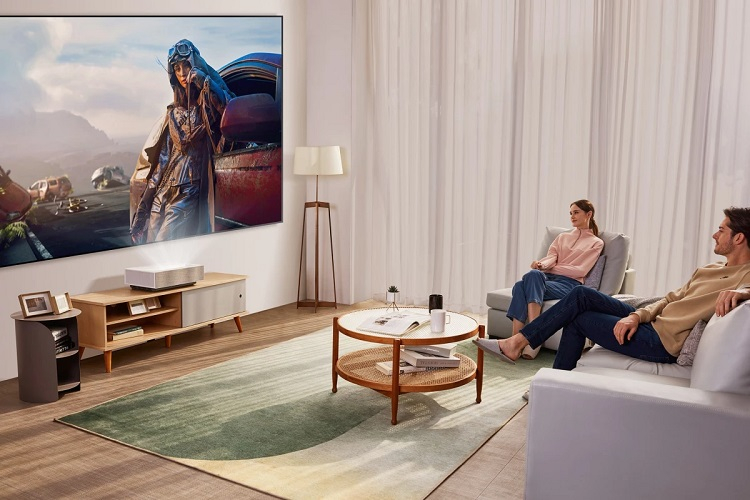 LG представила проекторы 4K CineBeam, позволяющие создать домашний кинотеатр с экраном до 300 дюймов