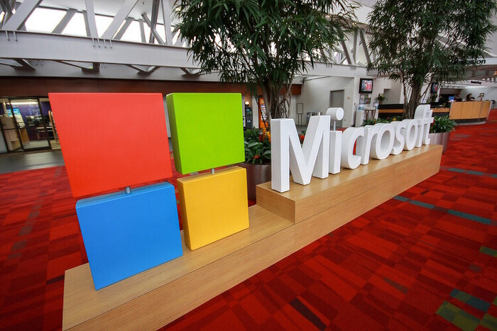 Главная российская «дочка» Microsoft не отвечает на запросы налоговой. В штате компании остался только президент, живущий в США