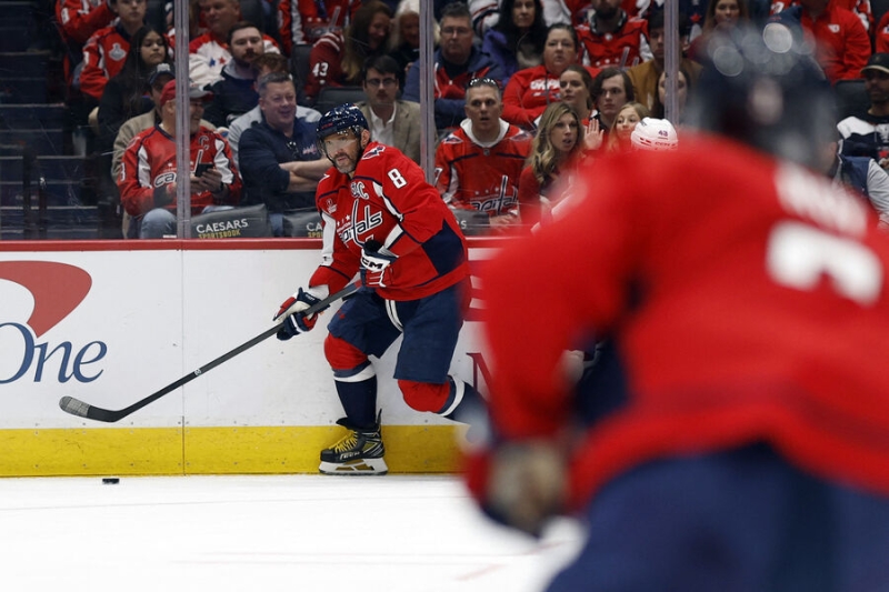 Голевой пас Овечкина помог «Вашингтону» обыграть «Детройт»