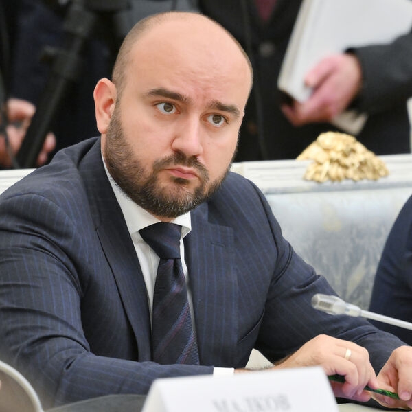 Губернатор Федорищев призвал «Крылья» подать жалобу на судейство после разгрома от «Краснодара»