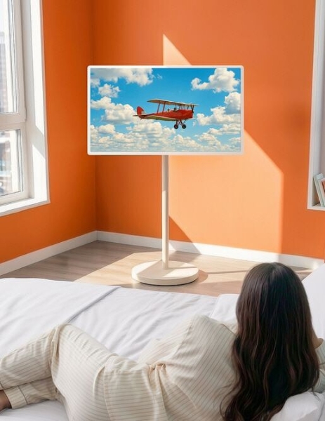 Любимый россиянами производитель выпустил «беспроводной» телевизор. Он работает без розетки и антенны