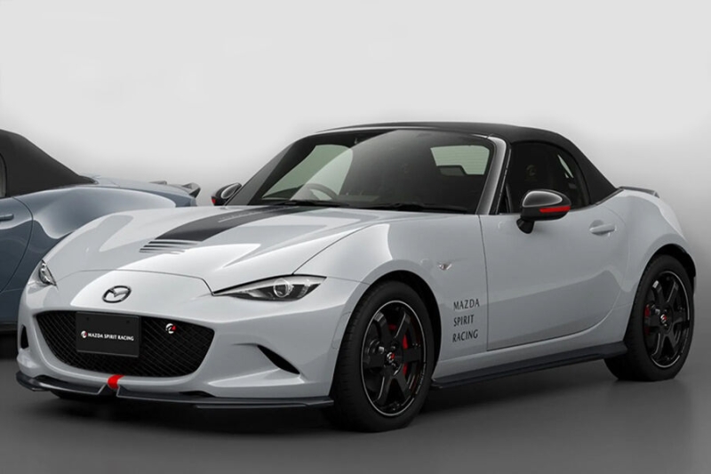 Mazda показала самый мощный в истории родстер MX-5