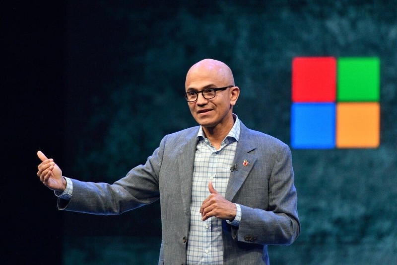 Microsoft резко взвинтит цены на серверное ПО, работающее вне облаков