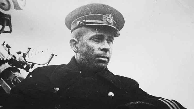 На Украине повредили памятную доску в честь советского подводника Маринеско