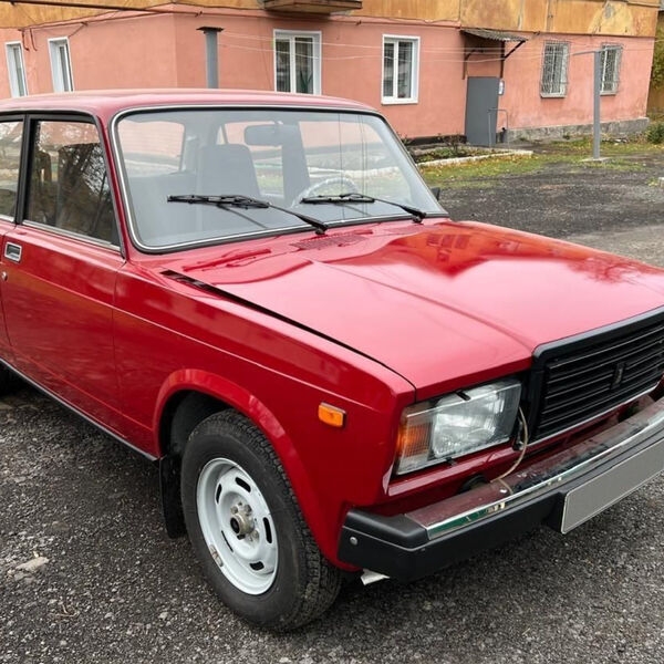 Названы 10 самых популярных автомобилей с пробегом в России