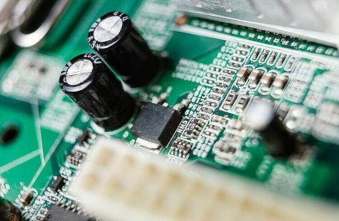 Прокуратура требует ужесточить наказание получившим условные сроки фигурантам дела о поставке чипов для оборонки