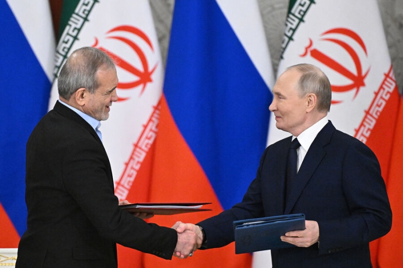 Путин и президент Ирана оценили развитие отношений между странами