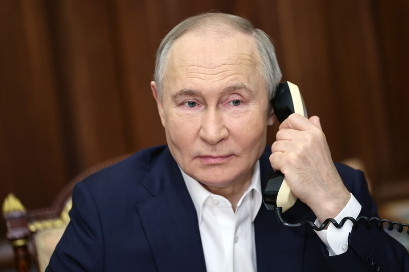 Путин рассказал об общении с внуками