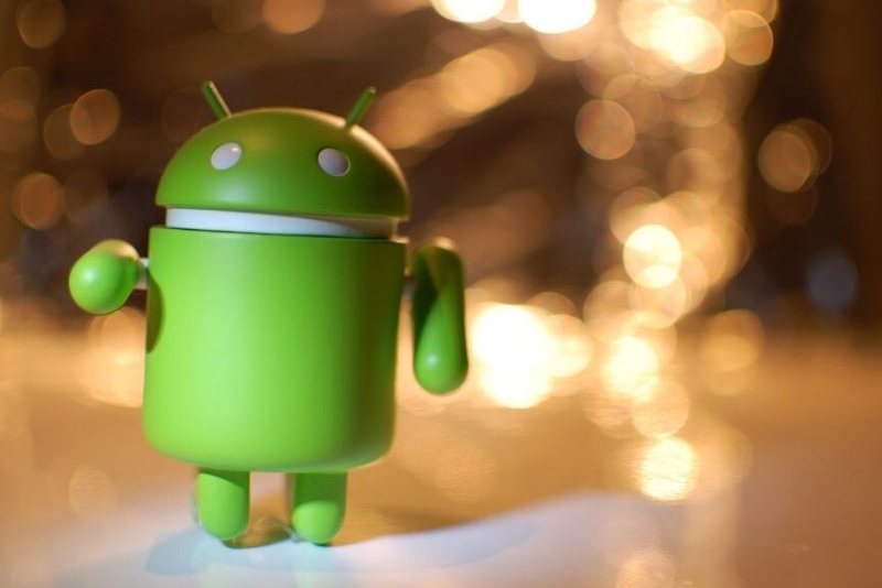 Рассекречен интерфейс новой мобильной ОС, которая заменит Android и Chrome OS. Она похожа на macOS. Видео