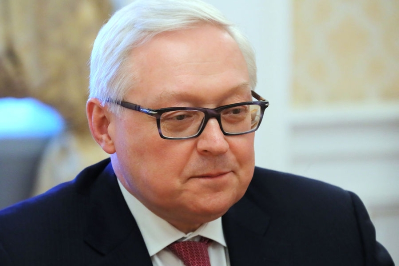 Рябков: западные санкции — это игра на публику, Россия к ним приспособилась