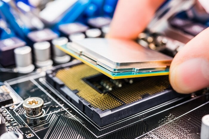 Россияне отбирают у Intel товарный знак процессоров Celeron