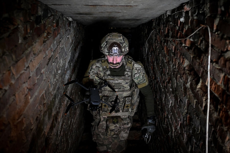 Российские войска распространяют для ВСУ инструкции по сдаче в плен через бот