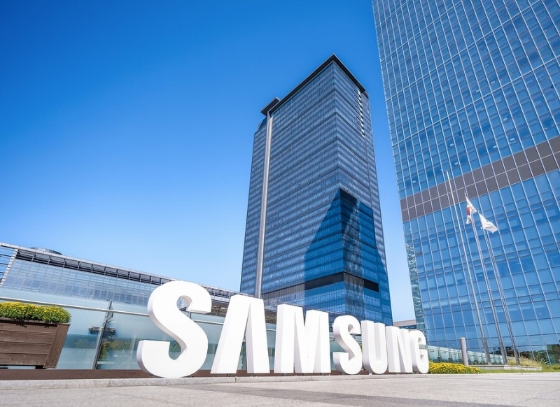 Samsung потеряла крупнейшего клиента, который хотел производить навороченные процессоры. Ее заводы устарели и гонят брак