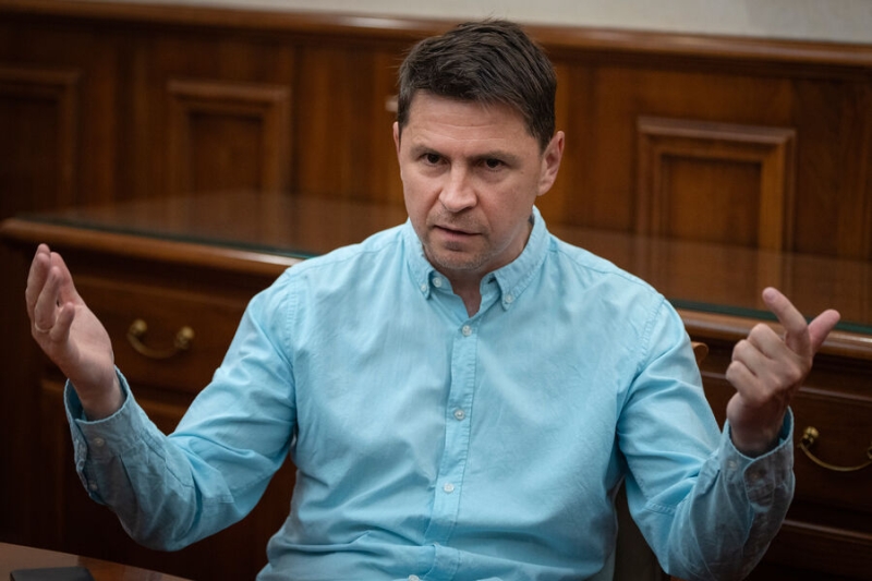 Советник ОП Украины Подоляк назвал нереалистичными условия переговоров с РФ